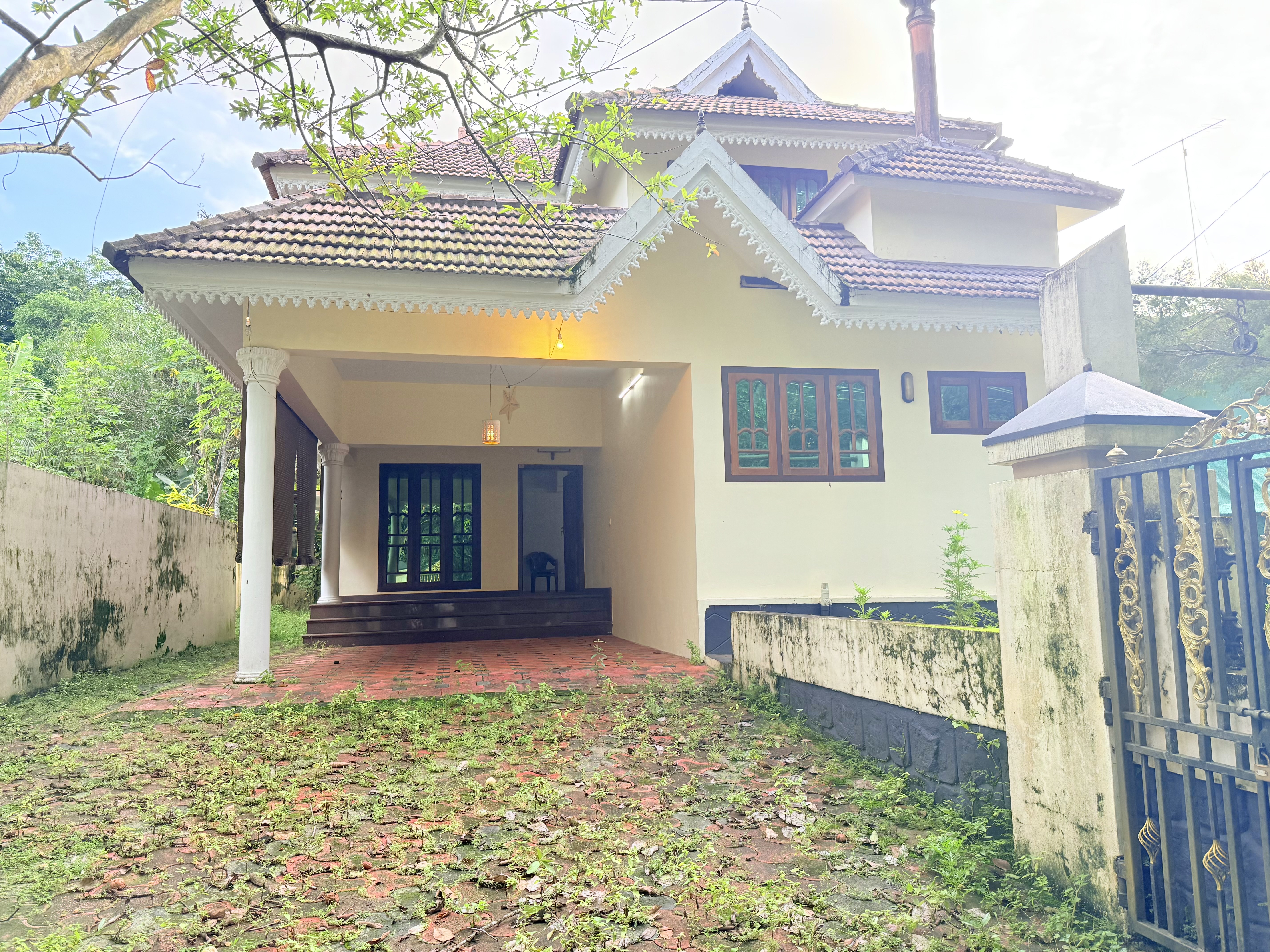 House for sale in MANARCADU, Kottayam, Kerala