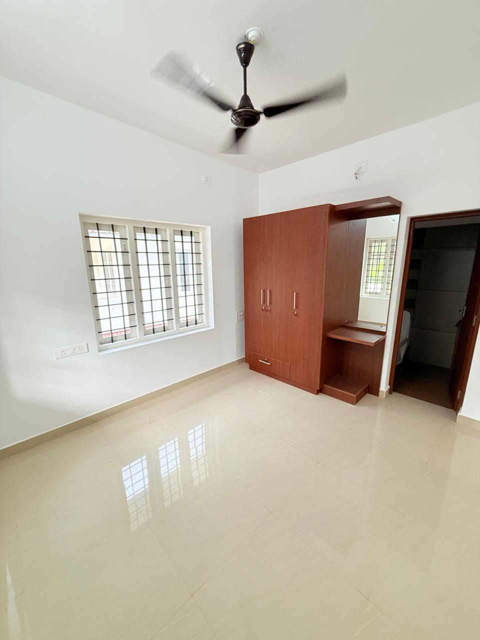House for sale in Puthupally, Kottayam, Kerala